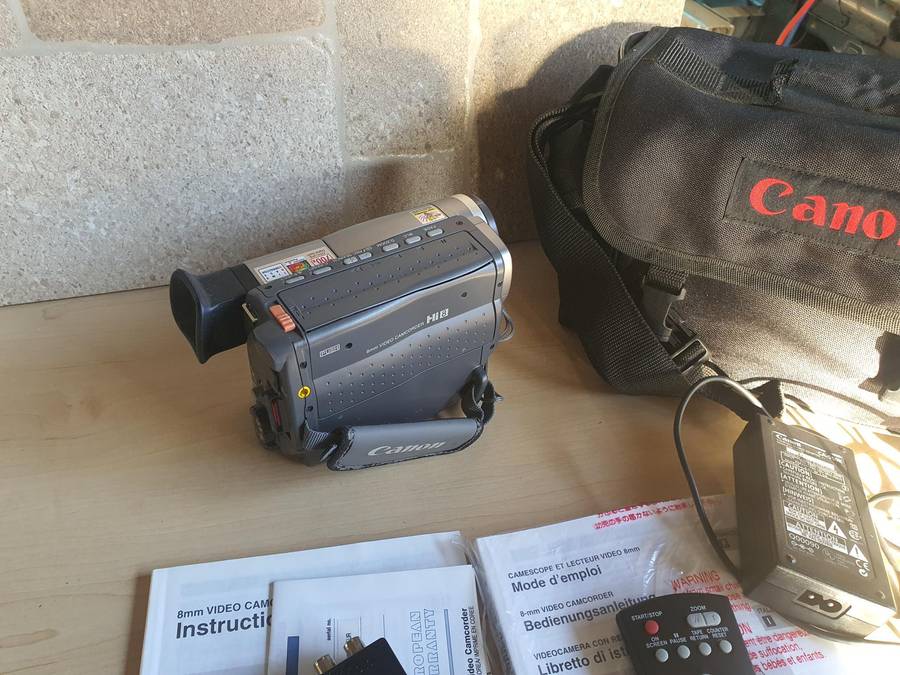 Antique Canon G15hi Video Camera