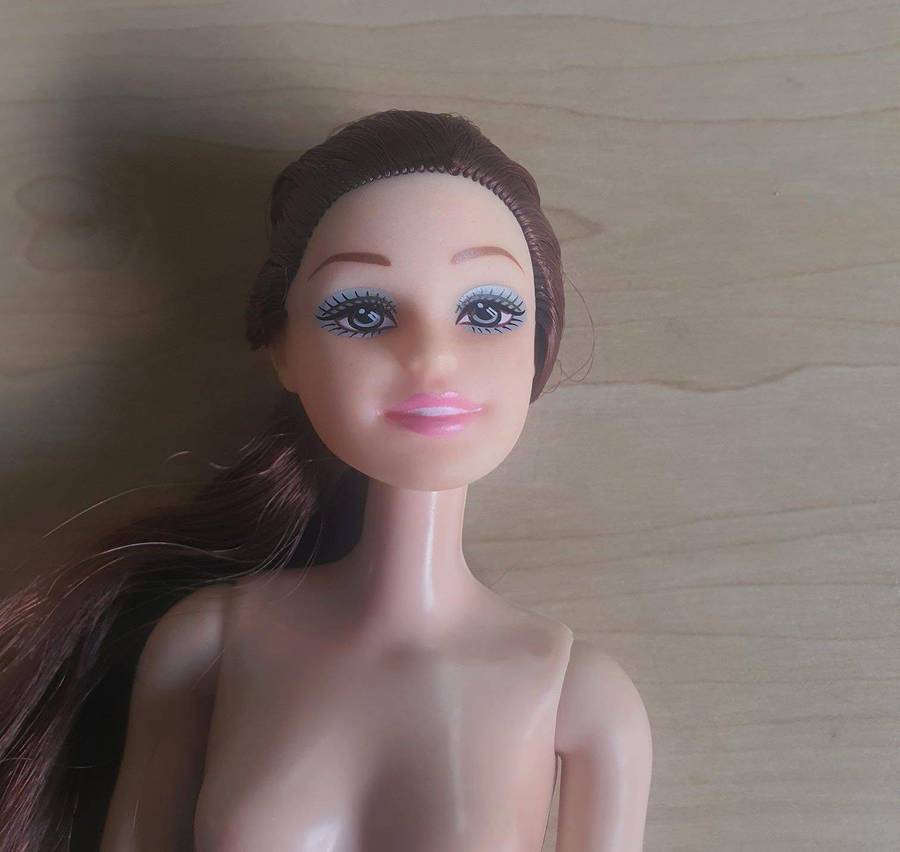 2015 Mattel 1186 MJ 1 NL Barbie Doll Brown hair