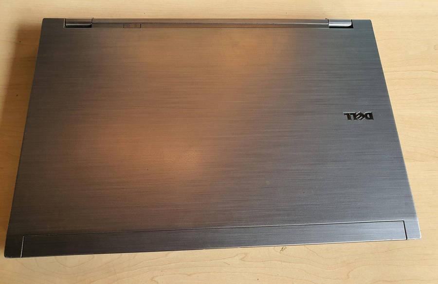 DELL Latitude E6510 Laptop with Charger.