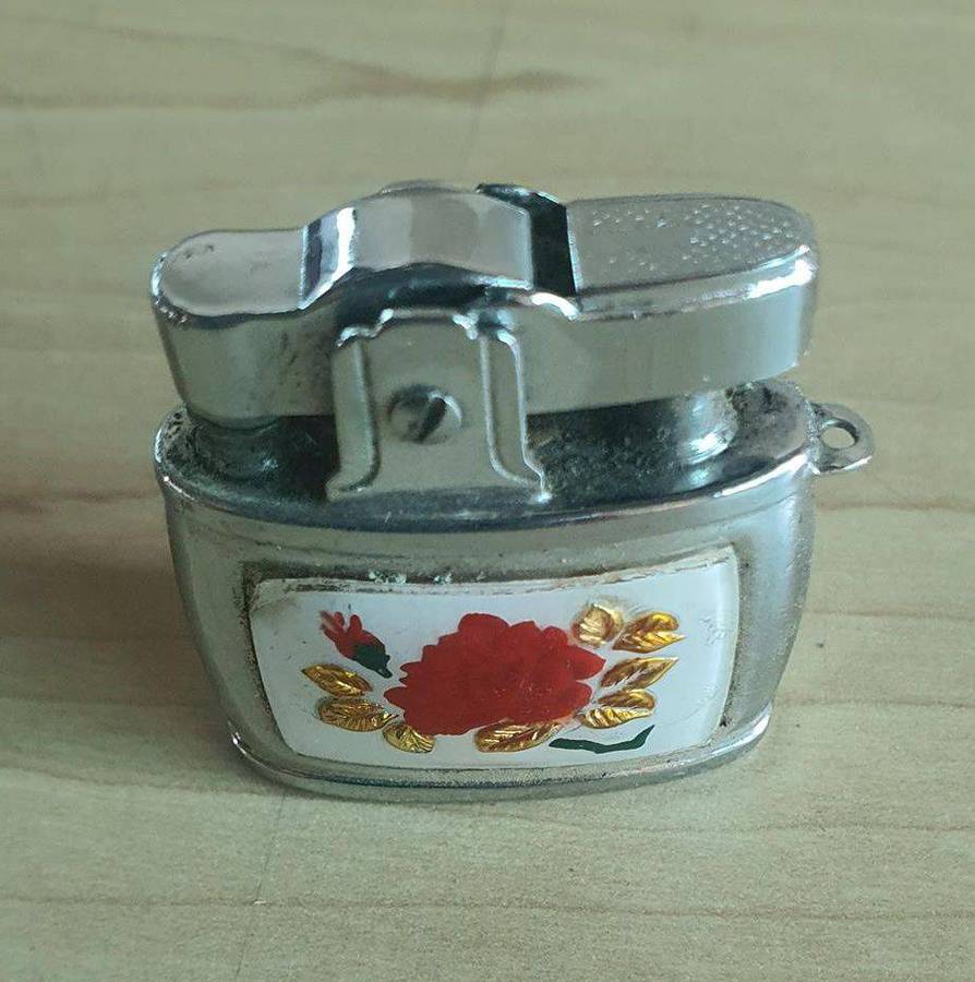 Very Small Antique lighter for the collector