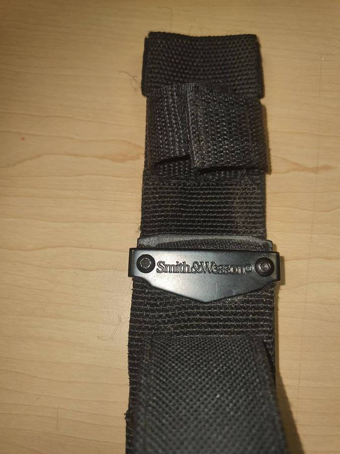 Smith and Wesson Search and Rescue Knife