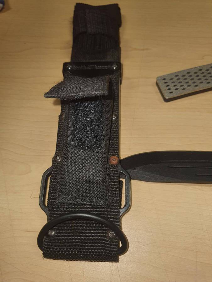 Smith and Wesson Search and Rescue Knife