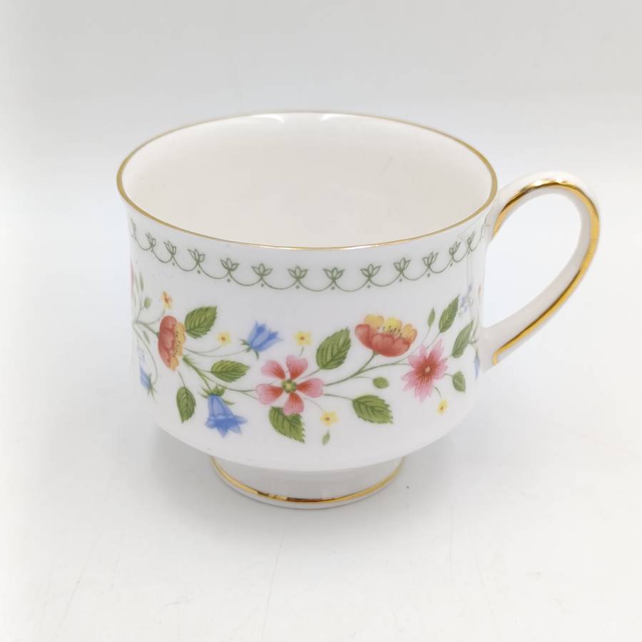 Paragon Anastasia Porcelain duo