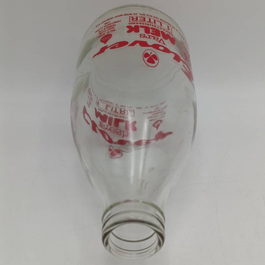 Vintage Clover Milk 1 Liter glass bottle