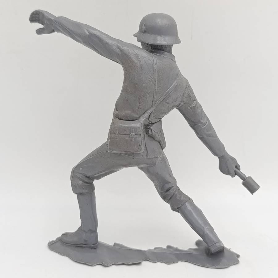 Marx Toys WW2 German toy soldier - 6 inch