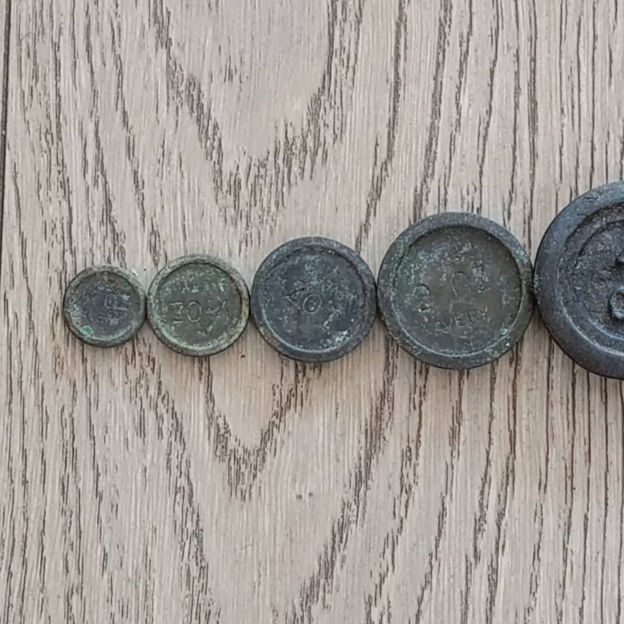 Full set of 10 Antique Scale weights - 1/4oz to 5 pounds - brass and cast iron