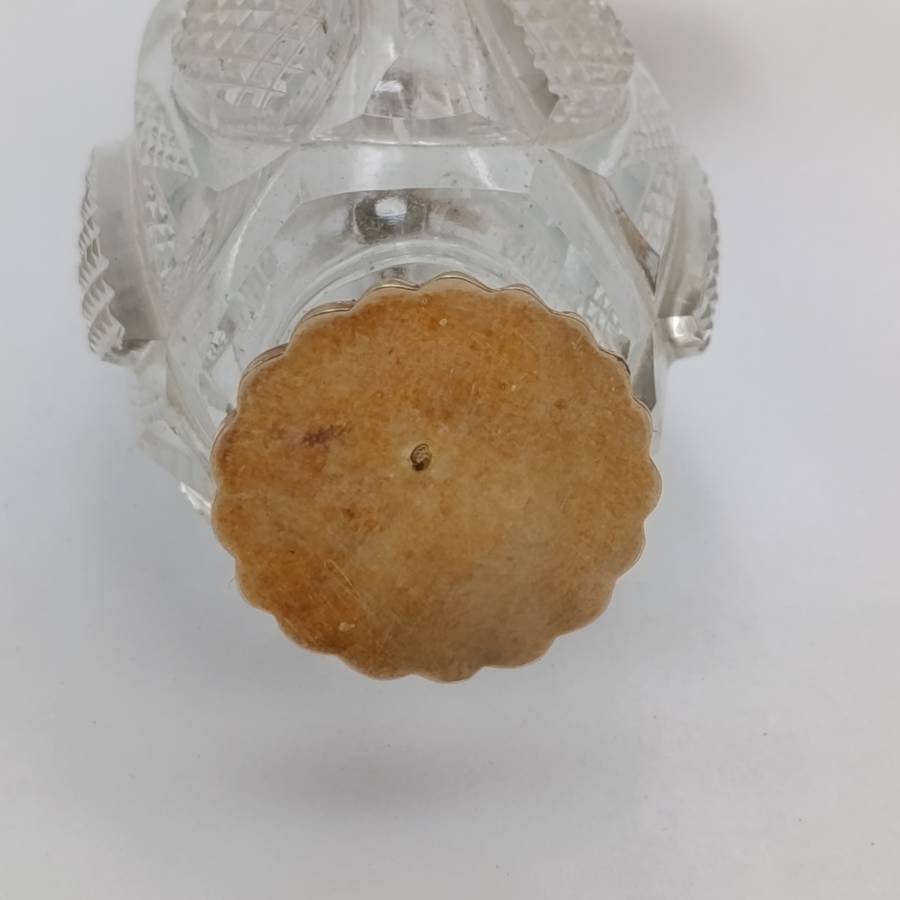 Antique Dutch 14kt gold and crystal perfume bottle in original box