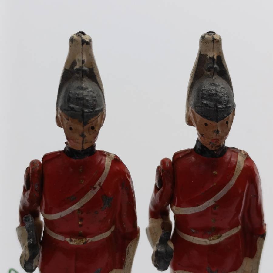 Lot of 5 vintage Britains Ltd lead soldiers with damaged weapons