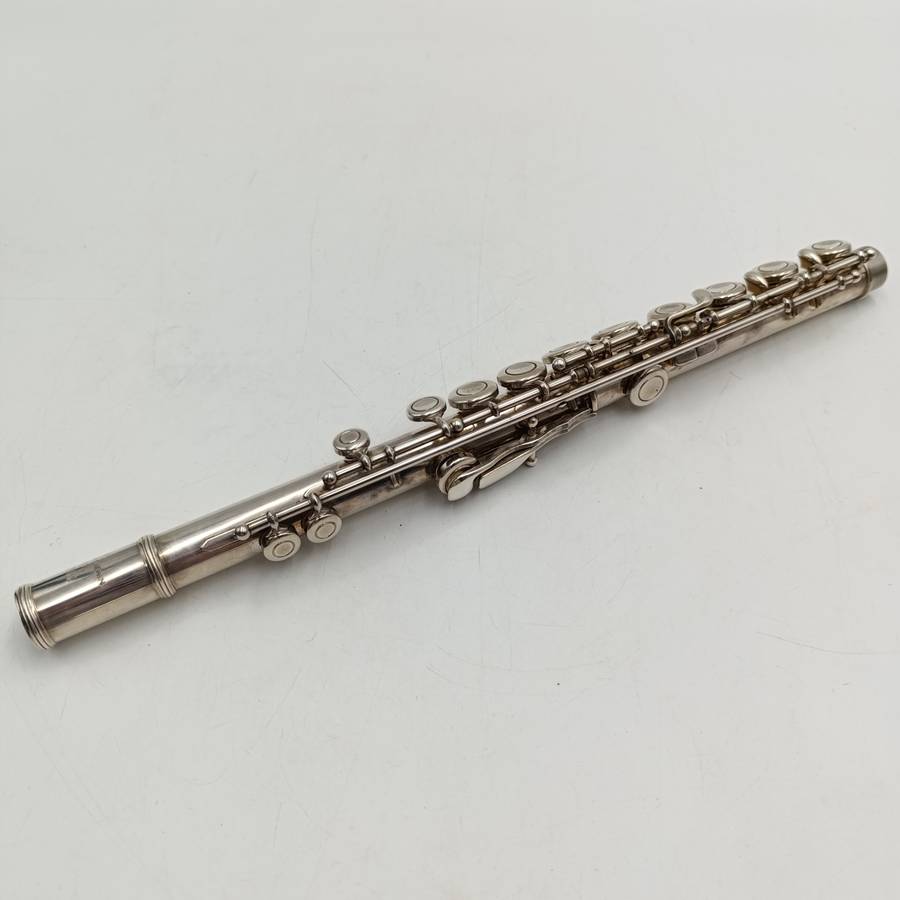 Yamaha YFL225S flute in case - serial number 028878 A
