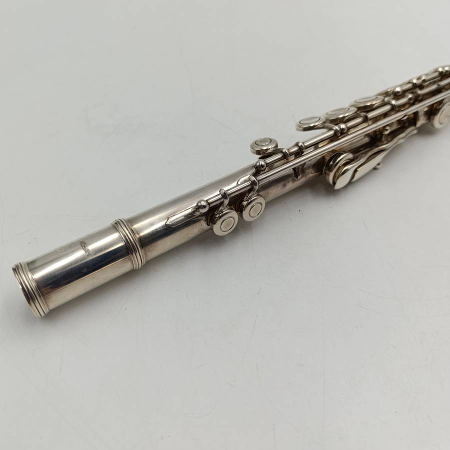 Yamaha YFL225S flute in case - serial number 028878 A