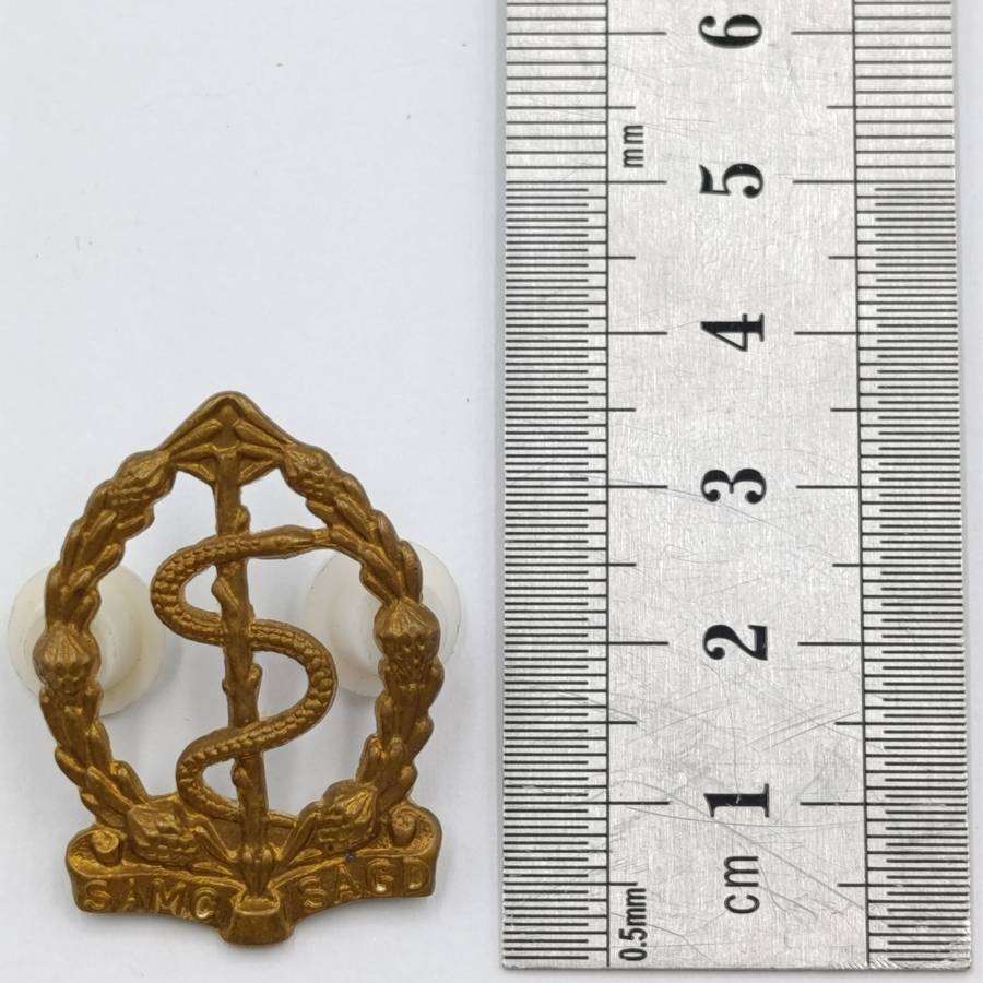 SA Medical Corps cap and collar badges set