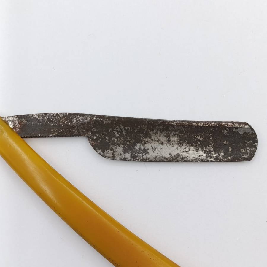 JA Henckels Vintage Straight Razor - Bit of rust otherwise still excellent