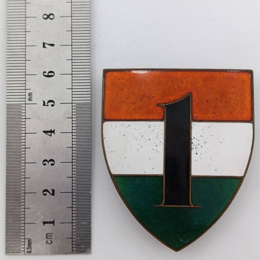 Transkei 1st Battalion shoulder flash - enamel type