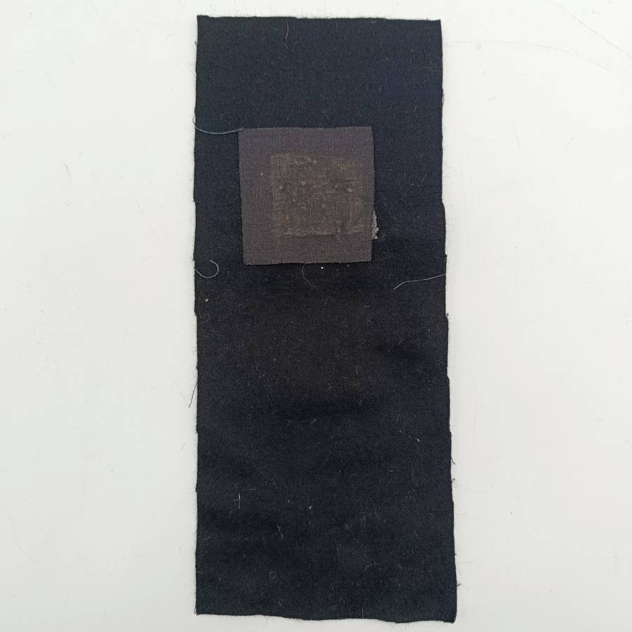 Pair of SA Navy bullion wire cloth badges for epaulettes