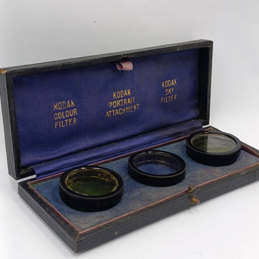 Lot of 3 Antique No.6 lens filters in case