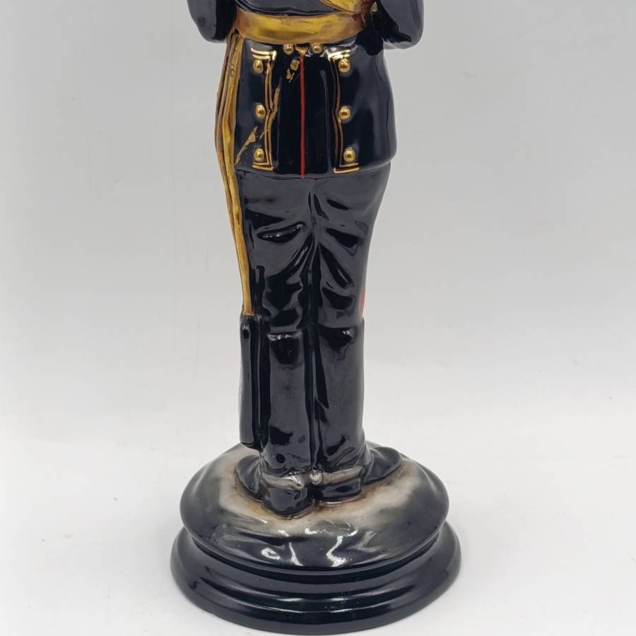 Michael J. Sutty Cape Artillery officer porcelain figurine - #5 of 250 - missing sword