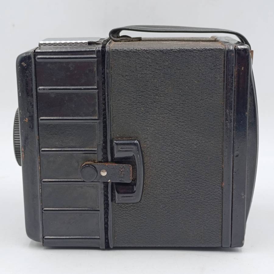 Vintage Ambassador Coronet "Brownie" camera
