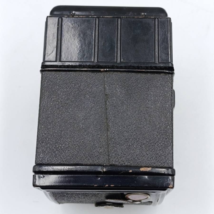 Vintage Ambassador Coronet "Brownie" camera