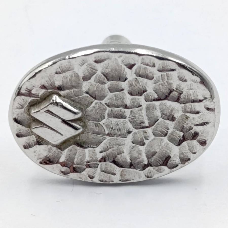 Pair of Suzuki cufflinks