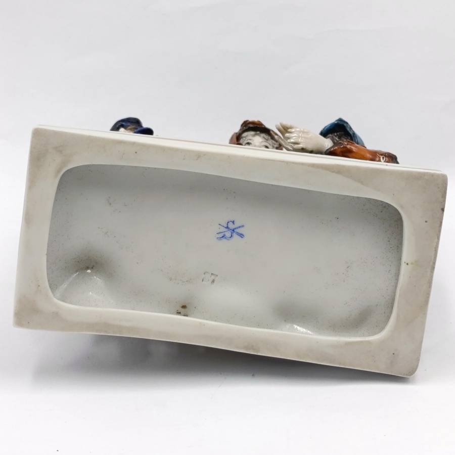 Vintage Kister porcelain old ladies porcelain figurine