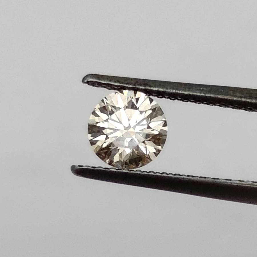 Natural Round Brilliant diamond of 0.54 ct - color R, Clarity VS2 - with GEMLAB certificate