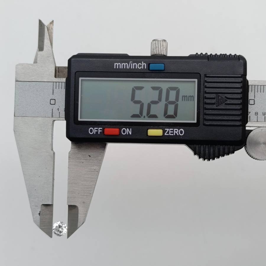 Natural Round Brilliant Diamond of 0,644ct - Colour G, clarity VS 2 - with GEMLAB certificate