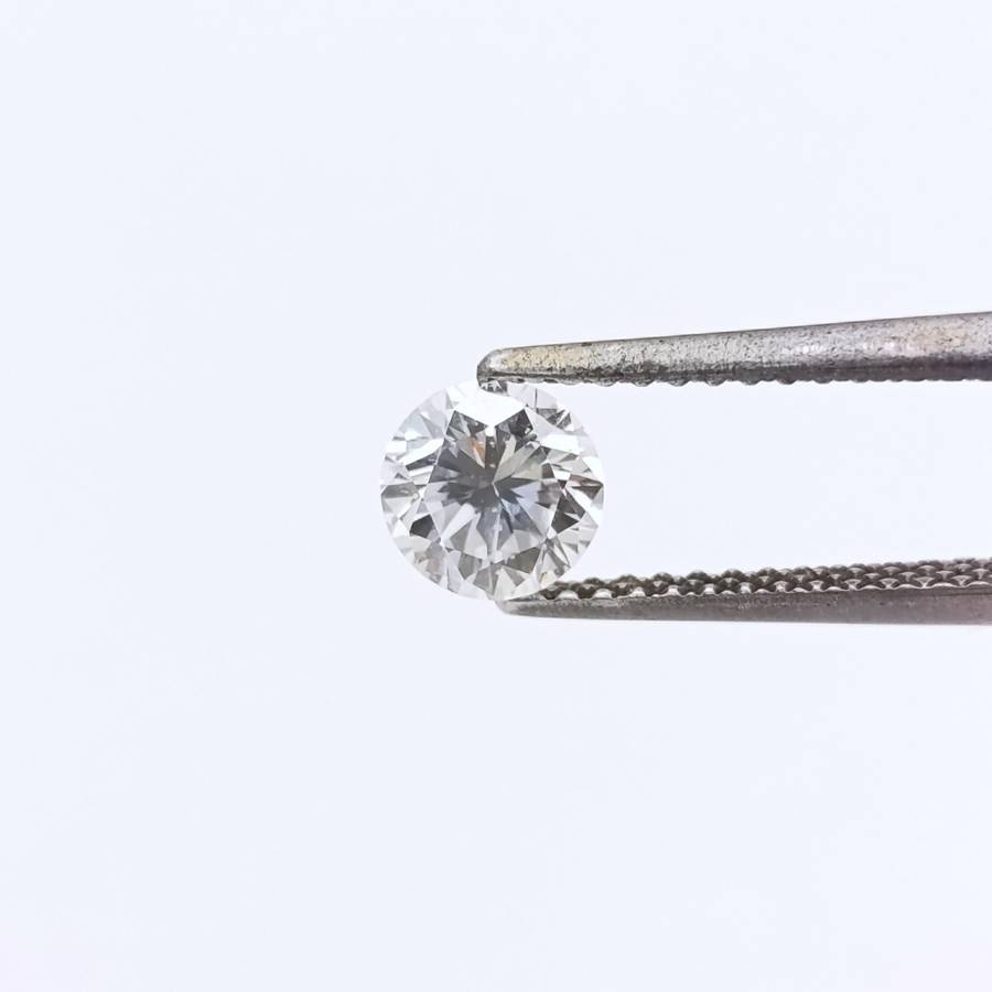 Natural Round Brilliant Diamond of 0,644ct - Colour G, clarity VS 2 - with GEMLAB certificate