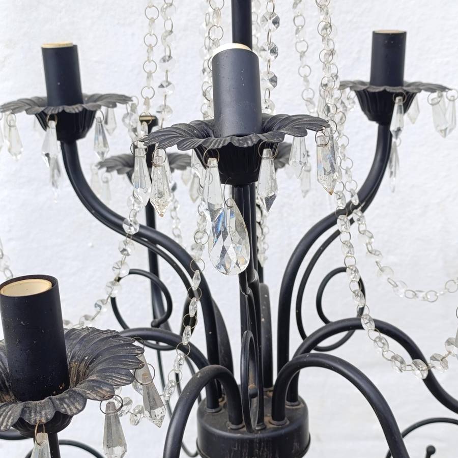 Large Crystal chandelier with 9 arms - one fitting broken - Collection only