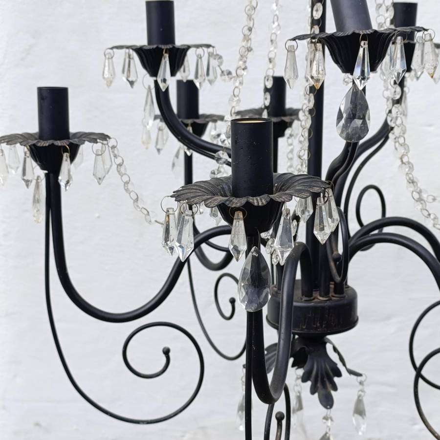 Large Crystal chandelier with 9 arms - one fitting broken - Collection only
