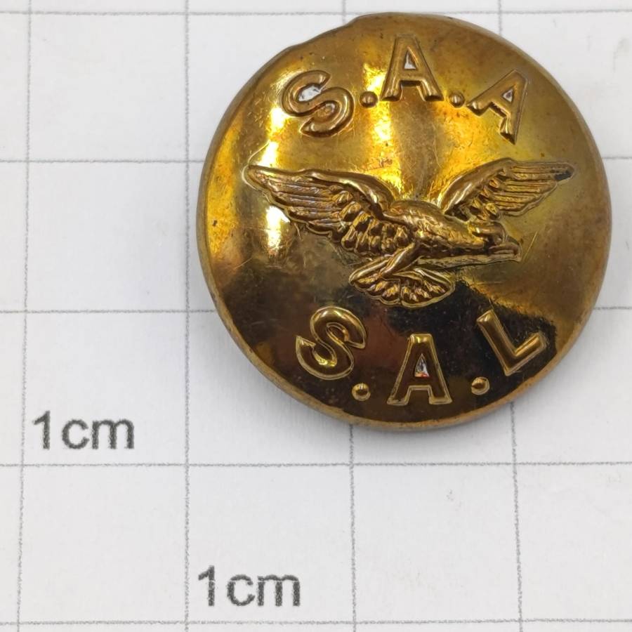 Lot of 15 Vintage SA Airways Uniform buttons