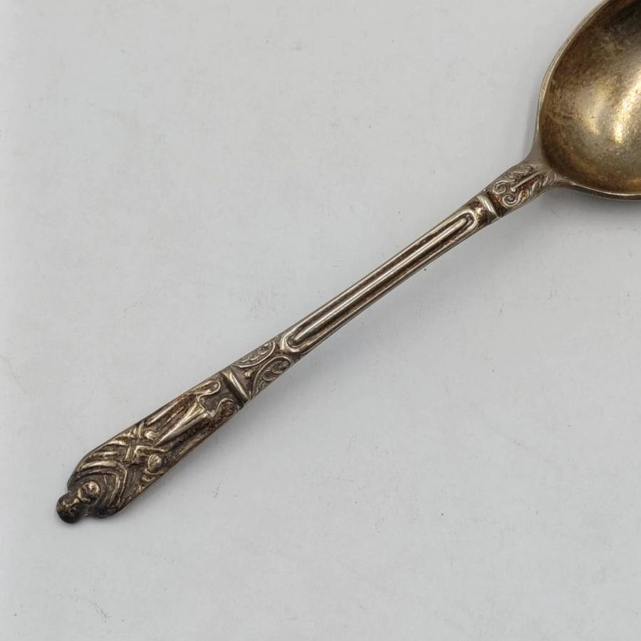 Set of 6 vintage EPNS Apostles tea spoons in box