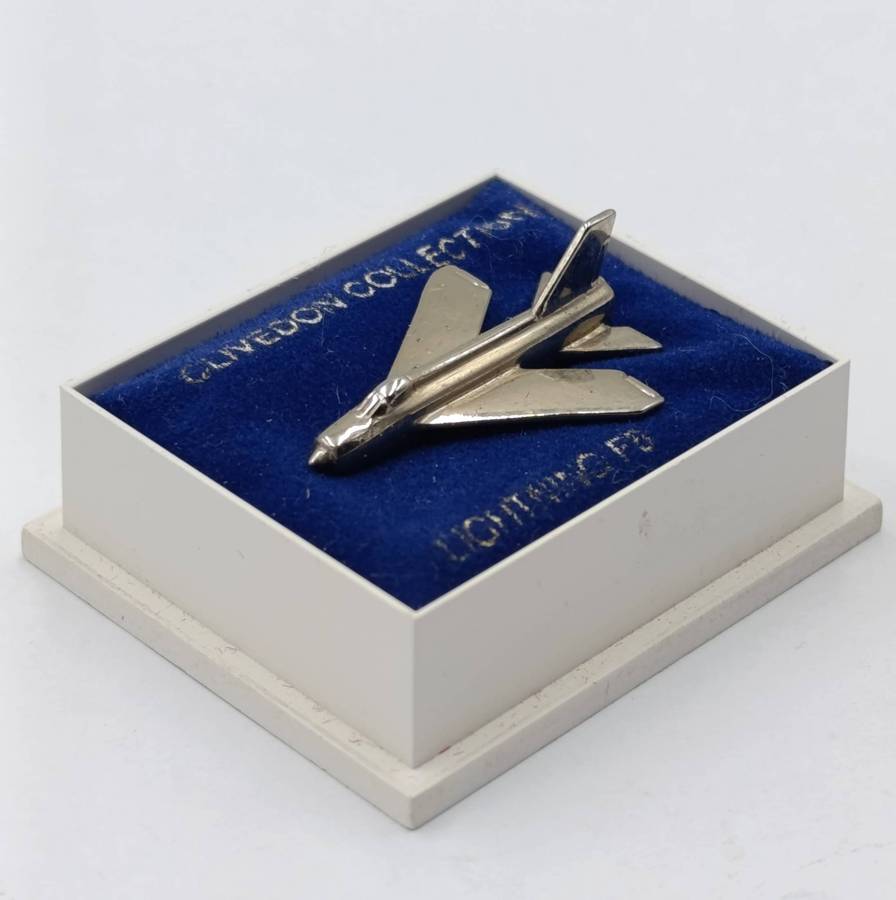 Lightning F6 fighter jet lapel pin badge
