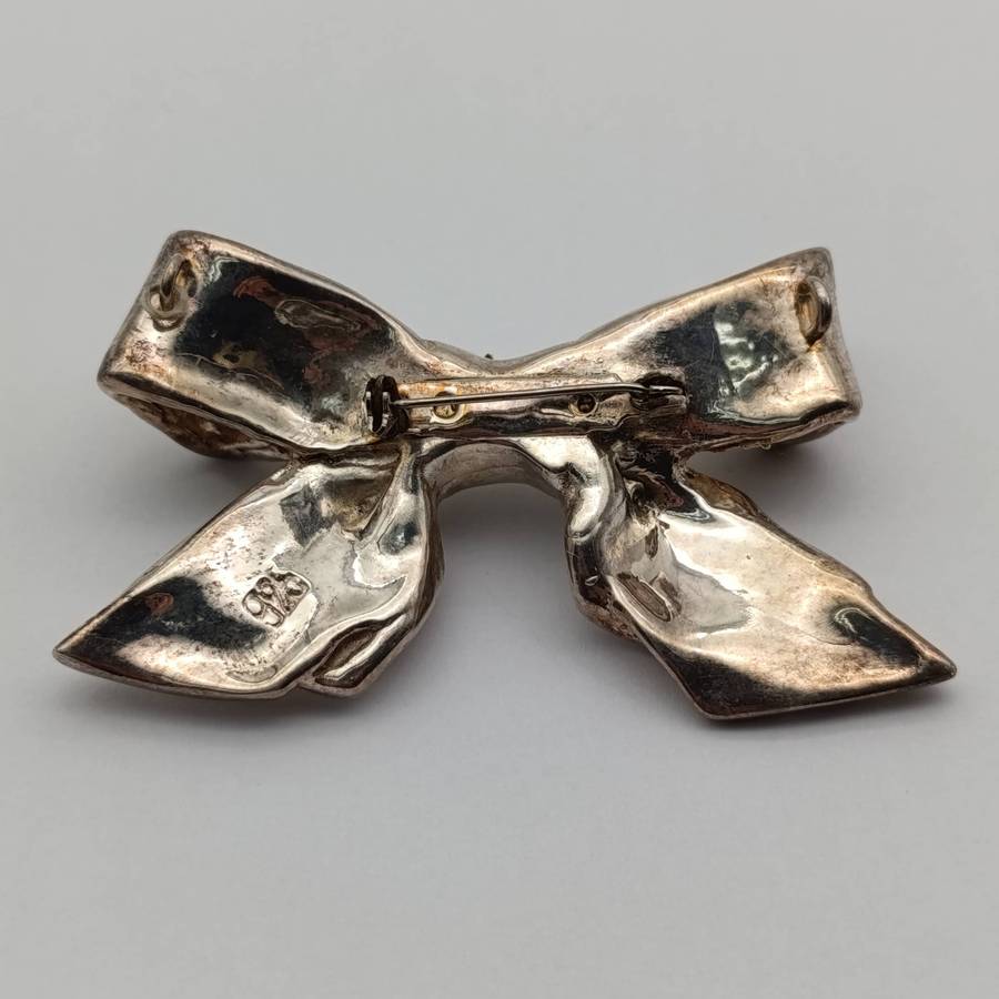 Sterling silver brooch in shape of Bowtie - 23,7g