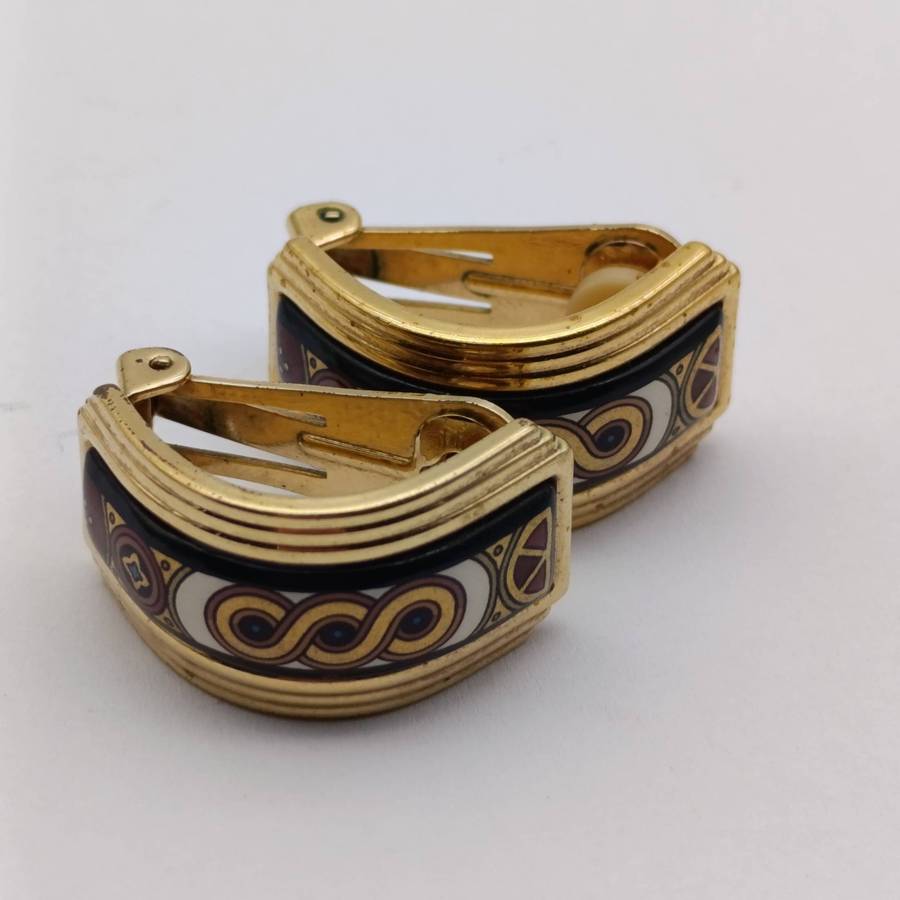 Pair of vintage Chinese 14kt gold jade earrings - weighs 7.1g