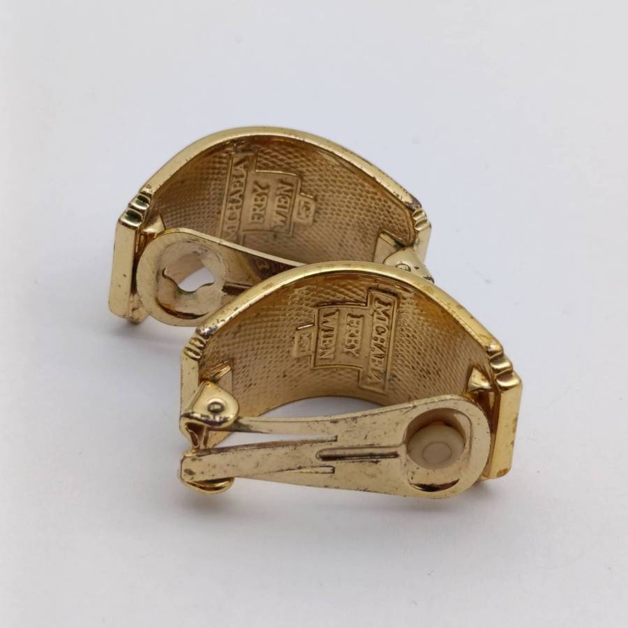 Pair of vintage Chinese 14kt gold jade earrings - weighs 7.1g