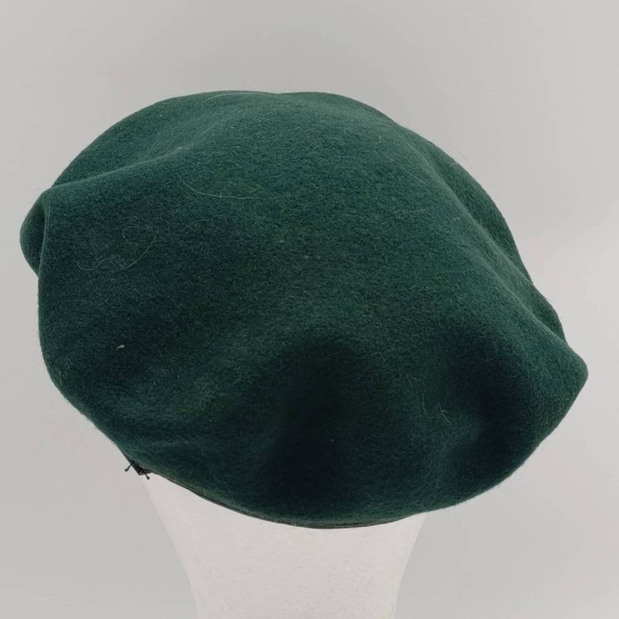 SADF 8 SAI beret with badge and infantry balkie - size 55