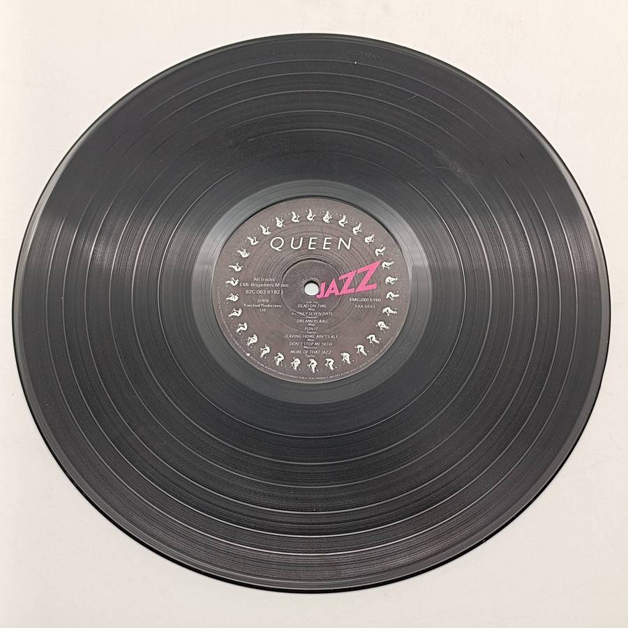 Record  Queen  Jazz Label: EMI ( Scarce ) Released 1978 South Africa  Original Inner present
