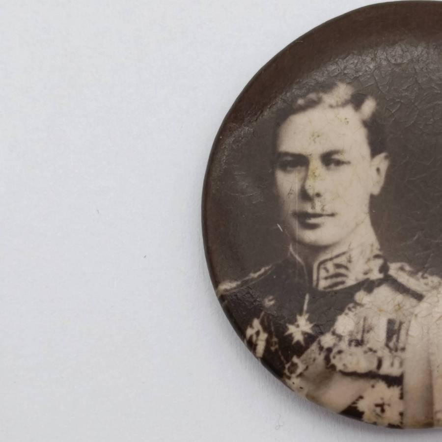 King George 6 coronation pin badge