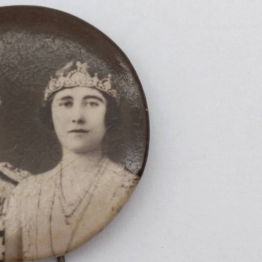 King George 6 coronation pin badge