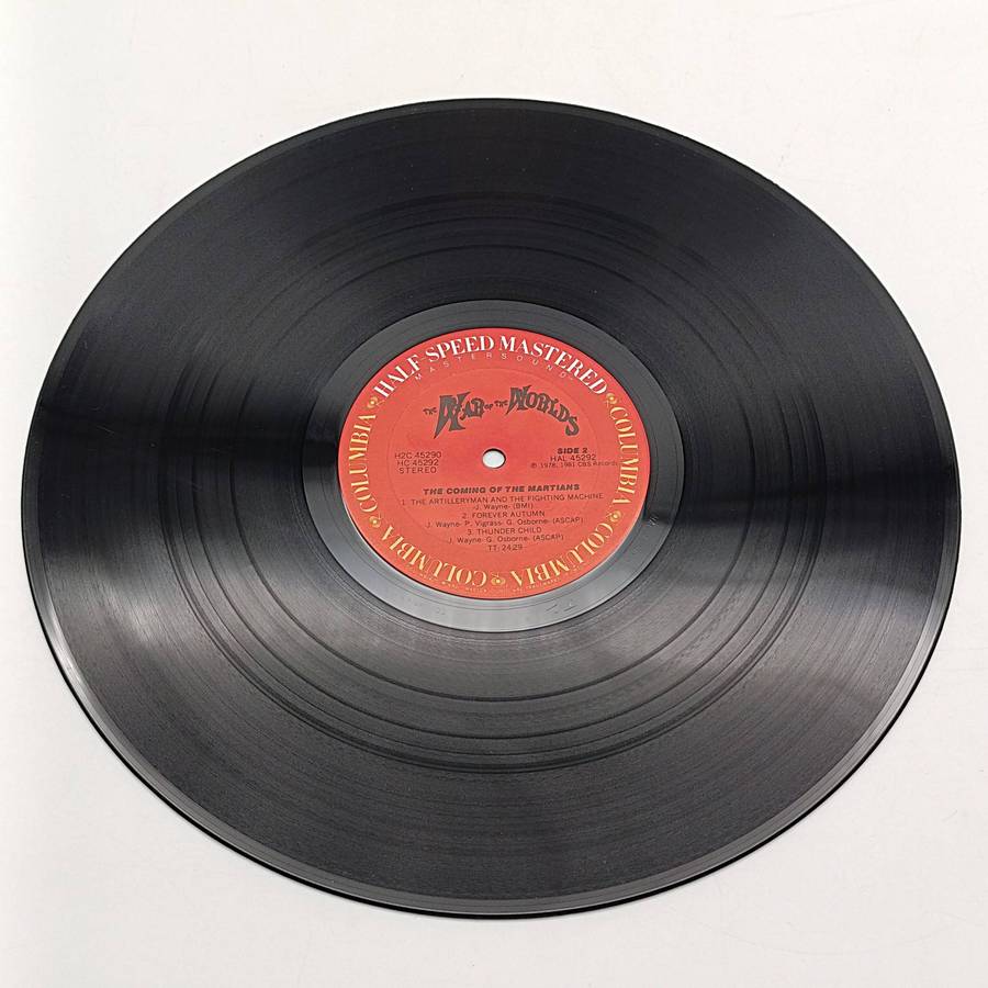 x2 Records  Jeff Wayne - Jeff Wayne's Musical Version of The War of The Worlds  Label : Columbia