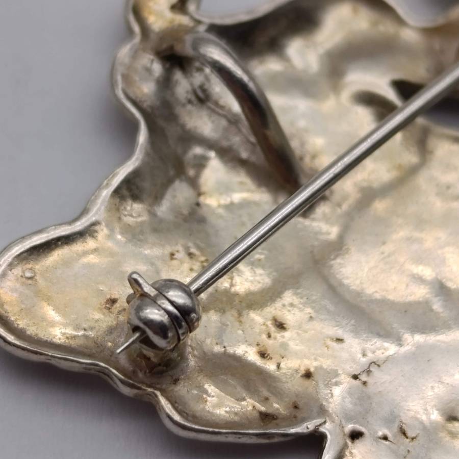 Vintage Sterling silver brooch