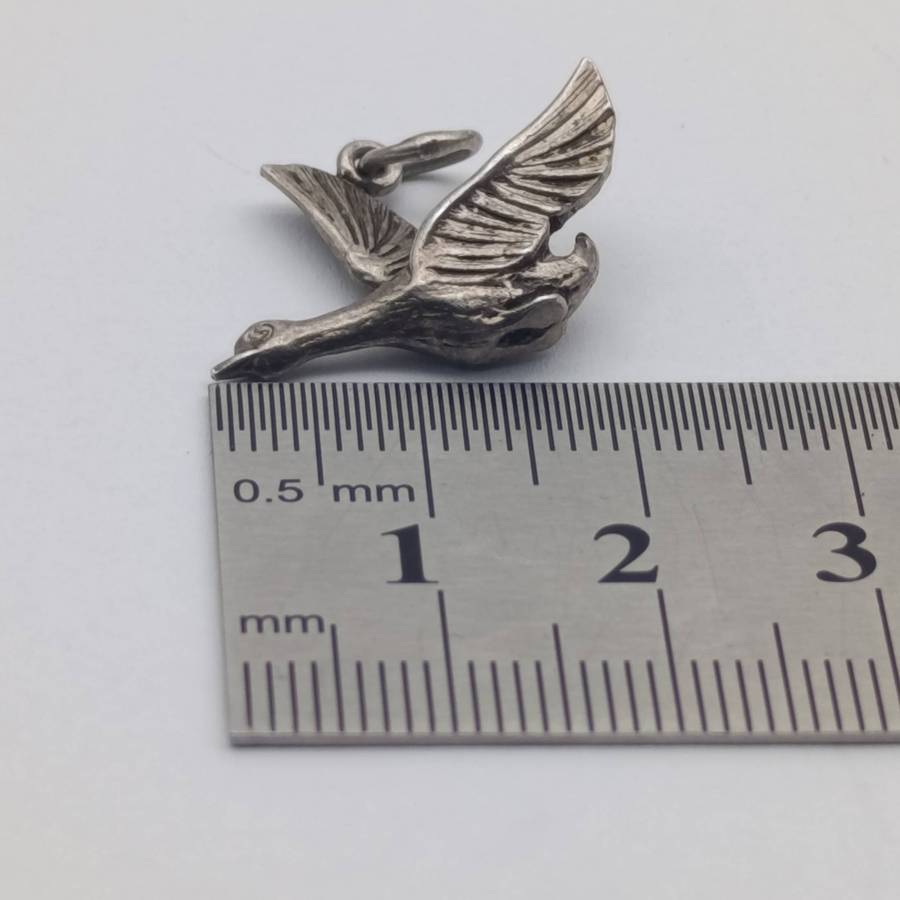 Sterling silver goose charm - weighs 3.2g