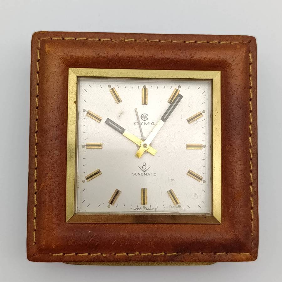 Vintage Cyma 8 Sonomatic alarm desk clock with leather surrounded - working