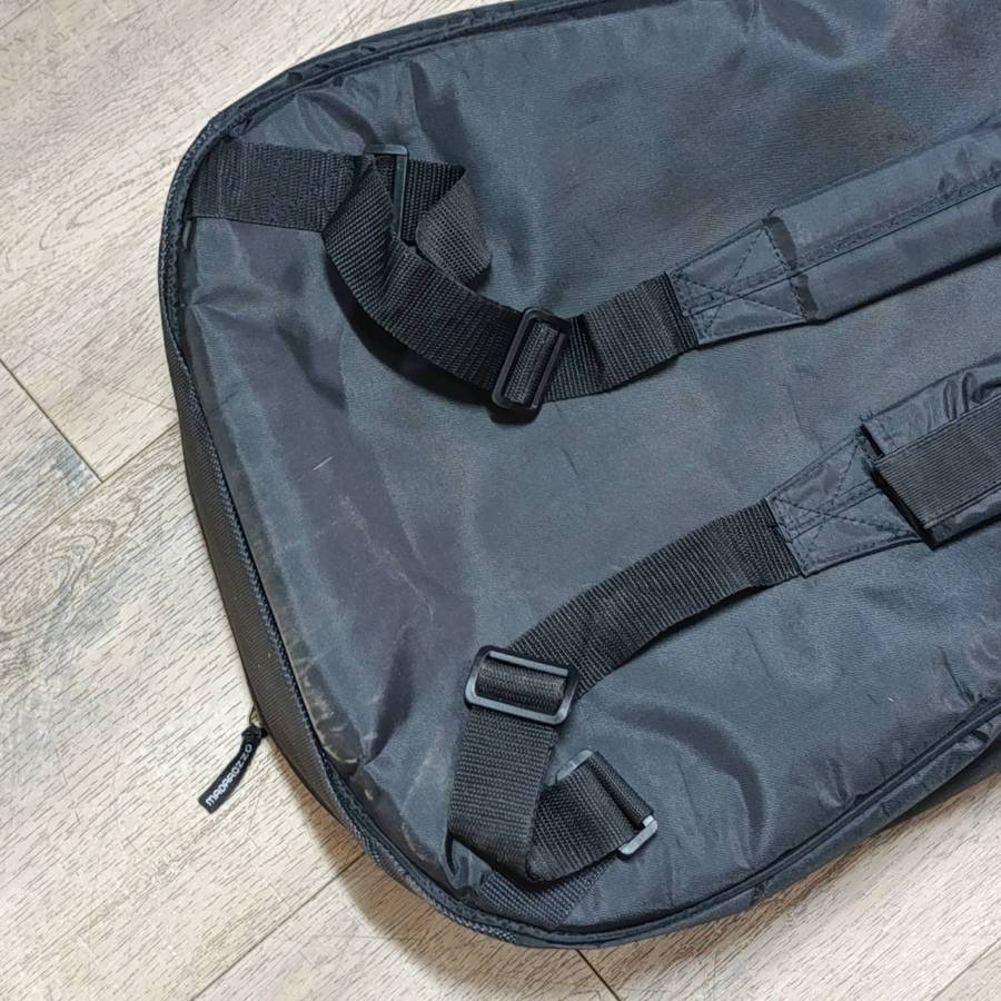 KALA Accoustic electric guitar model KA-GTR-SMTS-E with Madarozzo bag