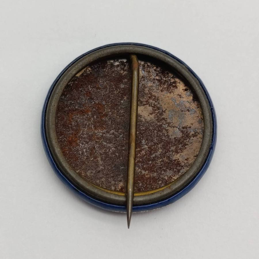 King George V coronation tinnie pin badge