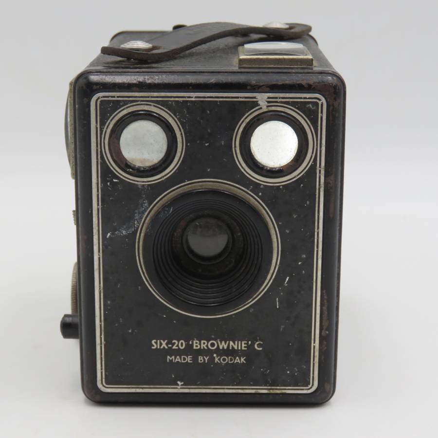 Vintage Kodak Six-20 Brownie C box camera