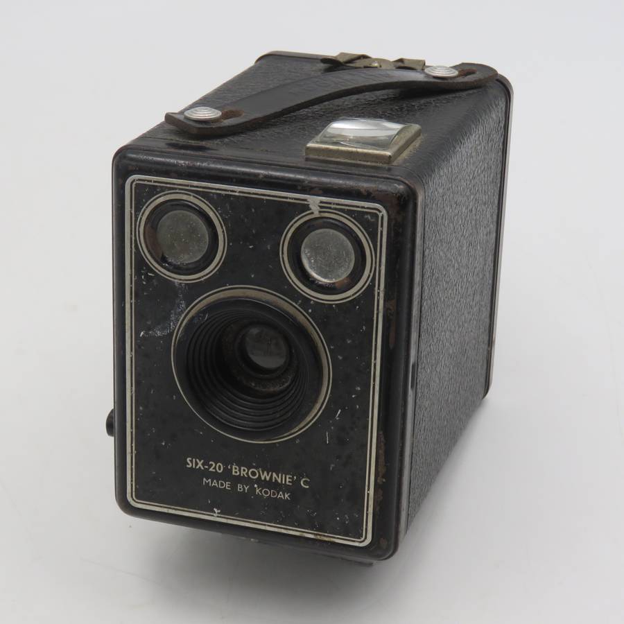Vintage Kodak Six-20 Brownie C box camera
