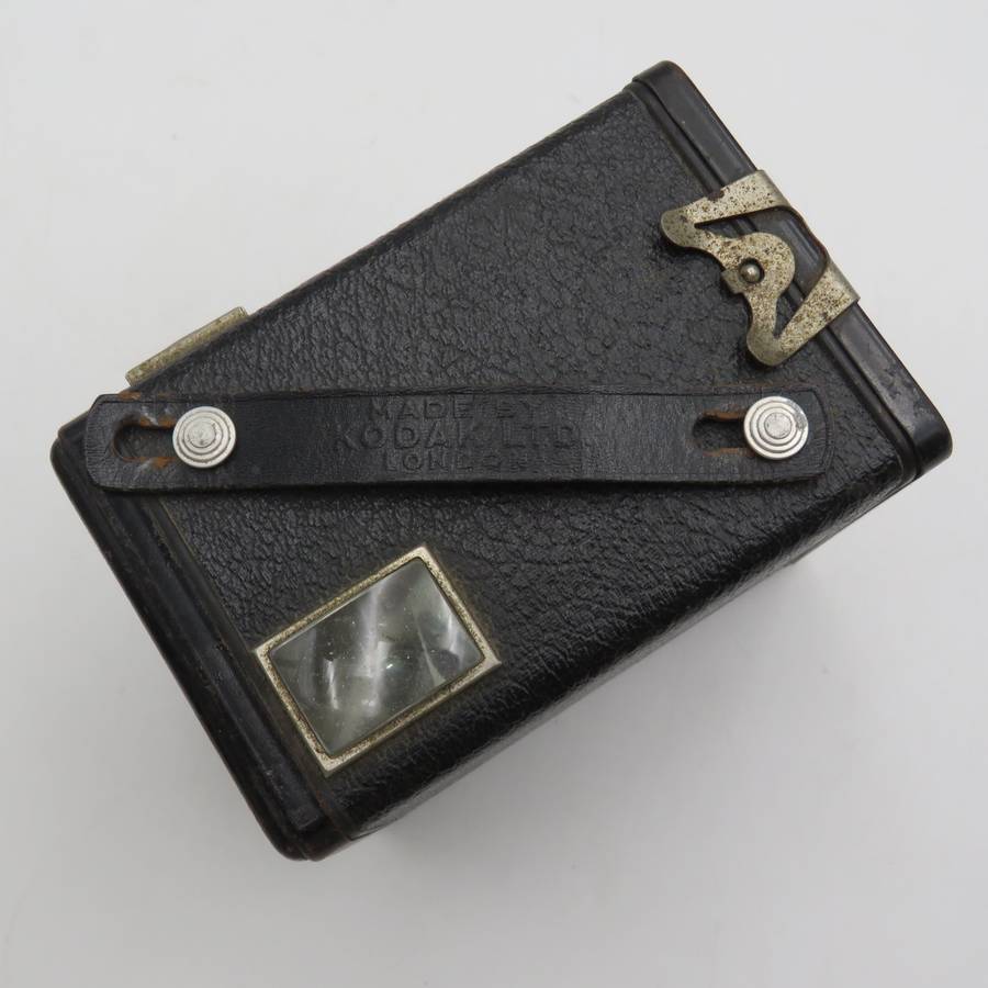 Vintage Kodak Six-20 Brownie C box camera