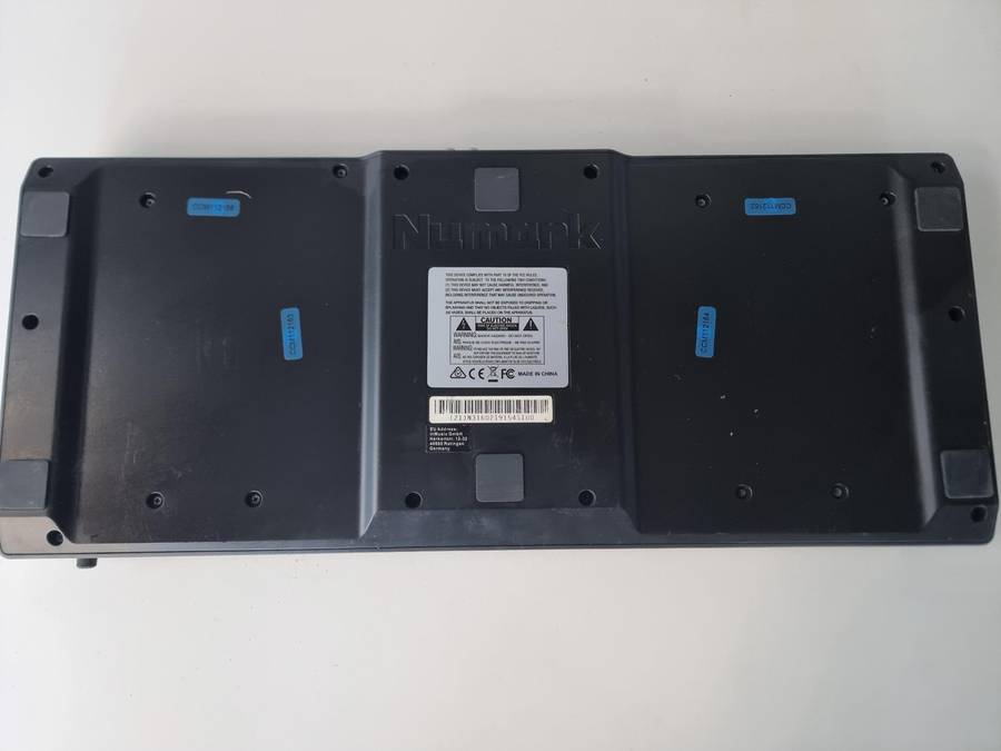 Numark Mixtrack Pro3 DJ Controller