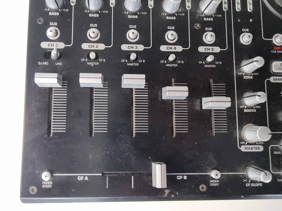 Numark 5000FX DJ Mixer